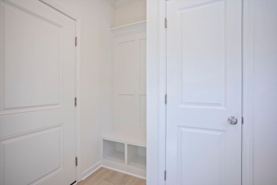 Spacious, unfurnished interior of a new home in Whiskey Run, New Ellenton (Image 9).