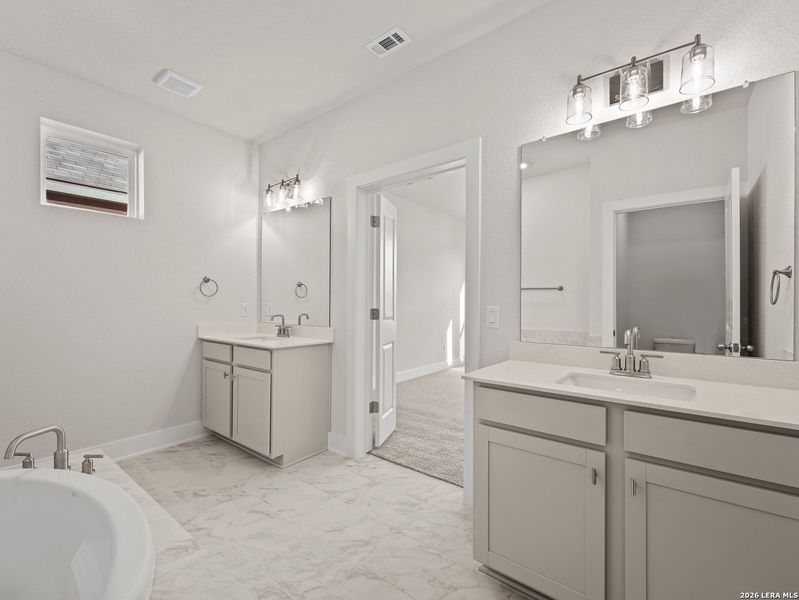 Furnished interior view inside a new home in Veranda, San Antonio (Image 15).