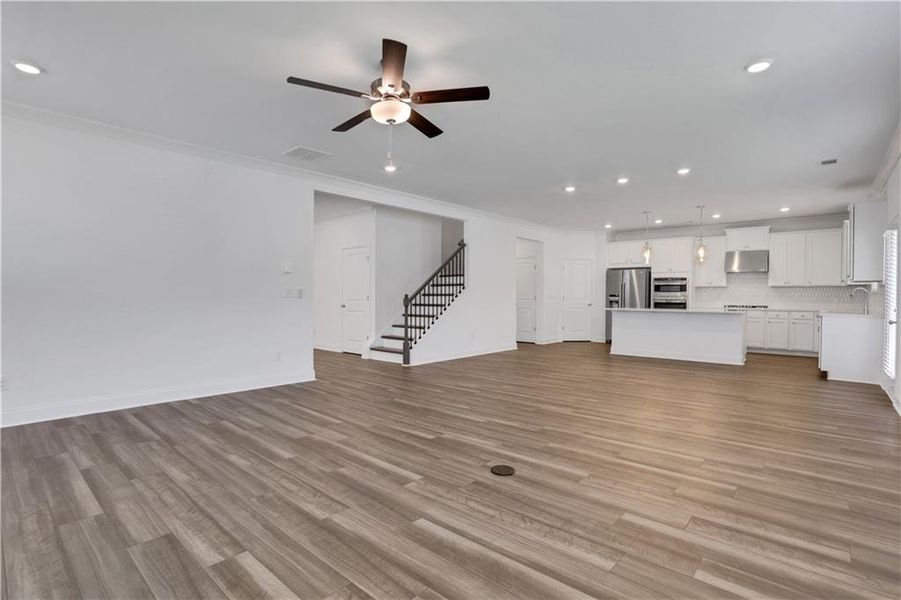 Spacious, unfurnished interior of a new home in Bailey Fence, Dacula (Image 36).