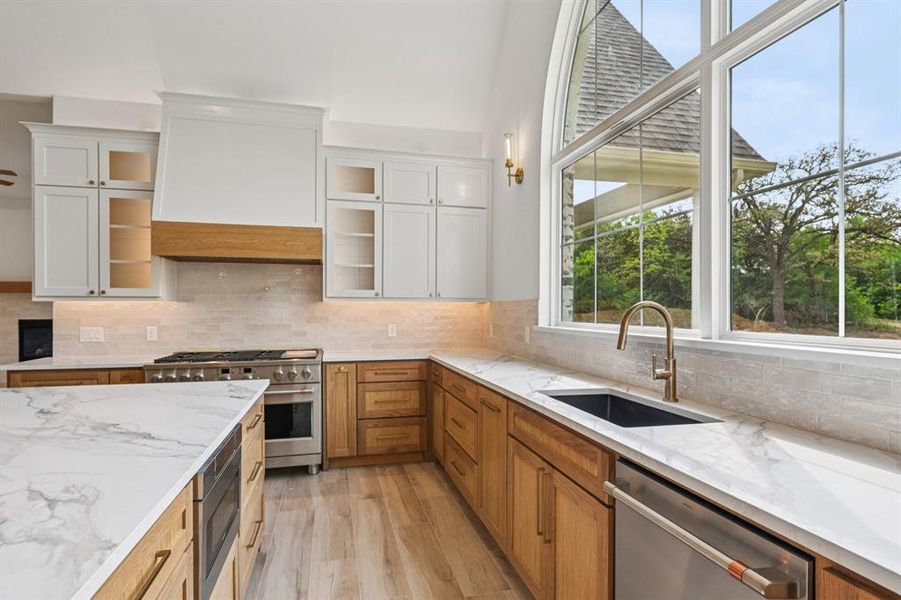 Furnished interior view inside a new home in , Burleson (Image 12).