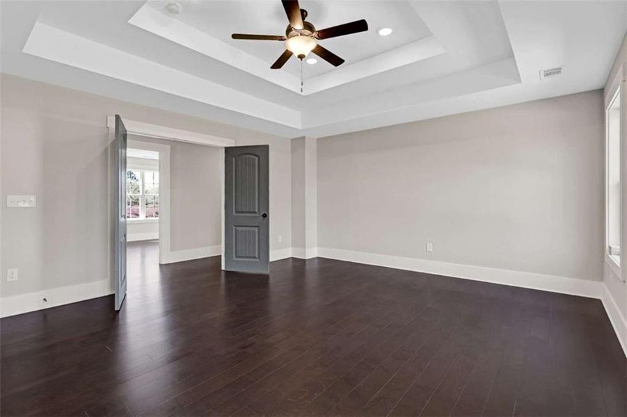 Spacious, unfurnished interior of a new home in , Conyers (Image 27).