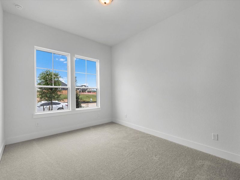 Spacious, unfurnished interior of a new home in Jubilee 50′, Hockley (Image 17).