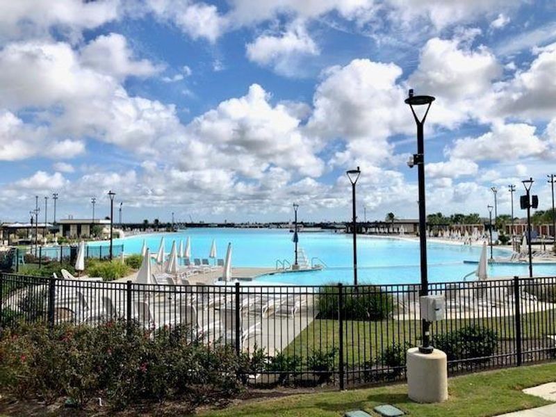 Community amenities in Lago Mar, Texas City (Image 38). Community amenities in Lago Mar, Texas City (Image 38).