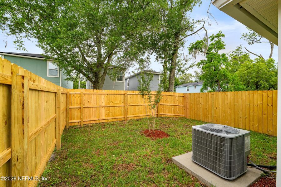 Exterior details and patio area of a home in , Jacksonville (Image 4).