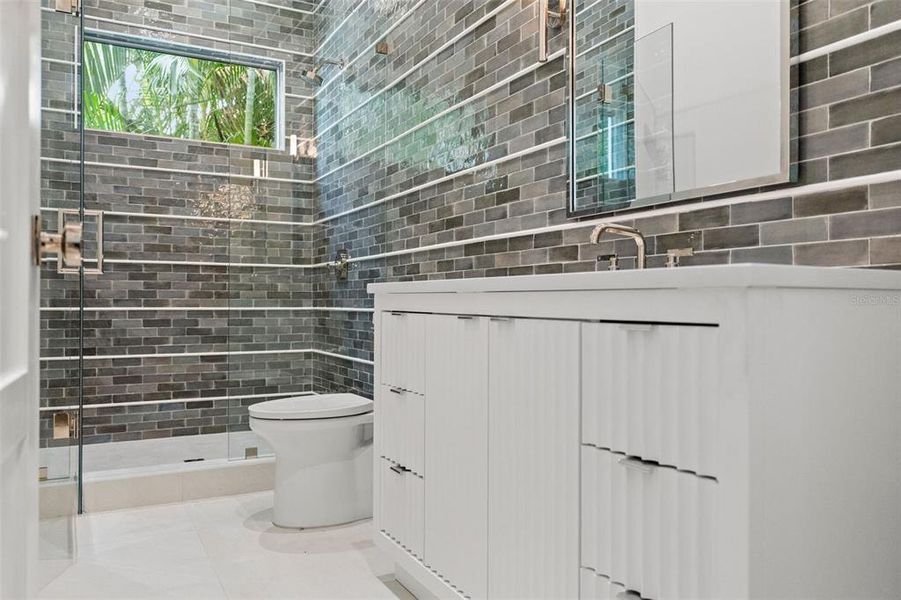 Close-up of interior finishes inside a home in , Tampa (Image 22).