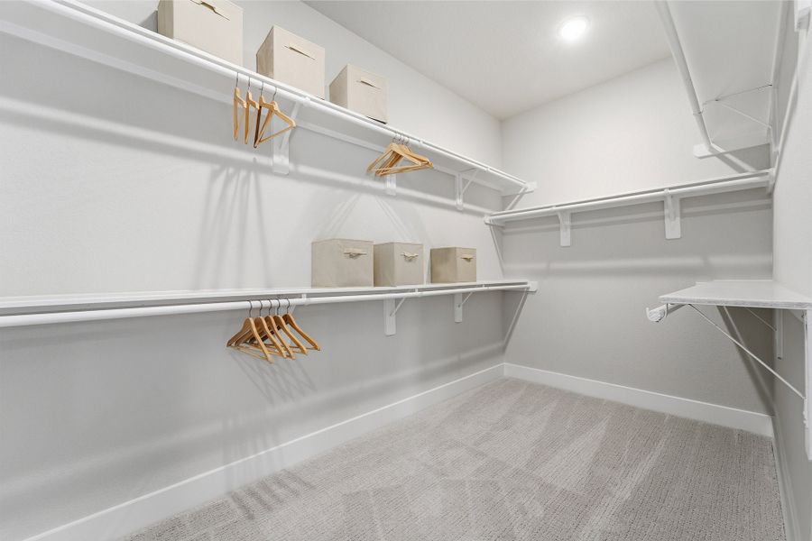 Spacious, unfurnished interior of a new home in Bay Creek, Baytown (Image 21).