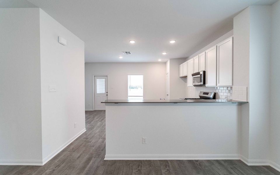 Furnished interior view inside a new home in Hickory Ridge, Elmendorf (Image 3).