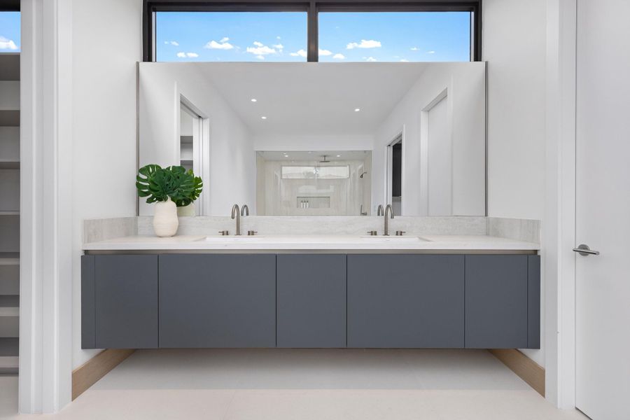 1ST FLOOR VIP SUITE BATH