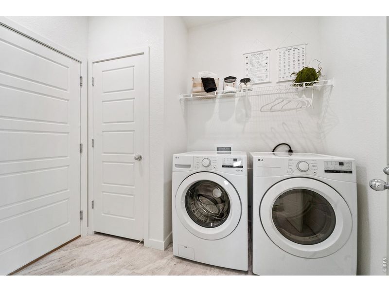Furnished interior view inside a new home in Hudson Hills, Hudson (Image 17).