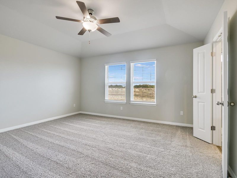 Photo is not of the actual home, but is an inspirational photo of builder’s model home and may depict options, furnishings, and/or decorator features that are not included Photo is not of the actual home, but is an inspirational photo of builder’s model home and may depict options, furnishings, and/or decorator features that are not included