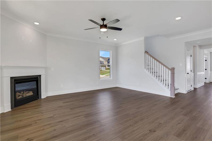 Spacious, unfurnished interior of a new home in Cambridge, Flowery Branch (Image 40). Spacious, unfurnished interior of a new home in Cambridge, Flowery Branch (Image 40).