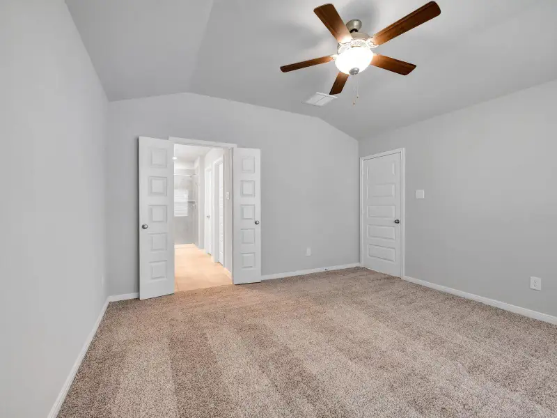 Photo is not of the actual home, but is an inspirational photo of builder’s model home and may depict options, furnishings, and/or decorator features that are not included Photo is not of the actual home, but is an inspirational photo of builder’s model home and may depict options, furnishings, and/or decorator features that are not included