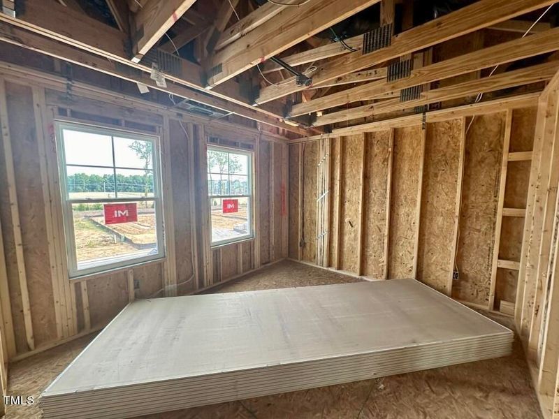 Spacious, unfurnished interior of a new home in Glenmere, Knightdale (Image 101). Spacious, unfurnished interior of a new home in Glenmere, Knightdale (Image 101).