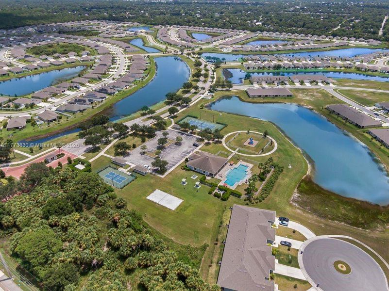 Image 40 of a home in Waterstone 62.