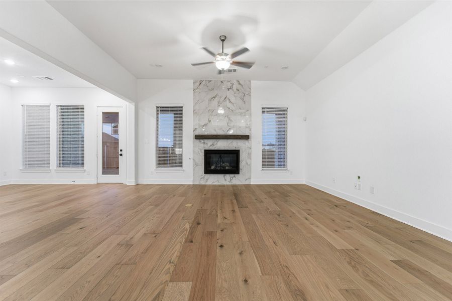 Spacious, unfurnished interior of a new home in Green Meadows, Celina (Image 14). Spacious, unfurnished interior of a new home in Green Meadows, Celina (Image 14).