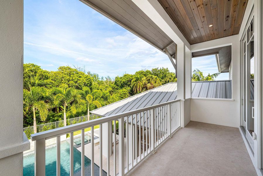 Exterior details and patio area of a home in , Delray Beach (Image 31).
