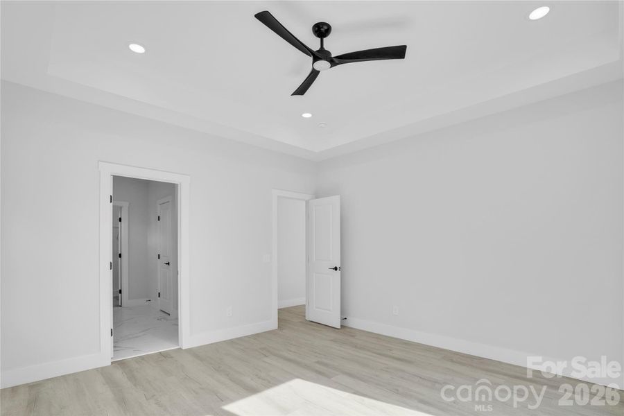 Spacious, unfurnished interior of a new home in , Bessemer City (Image 28).