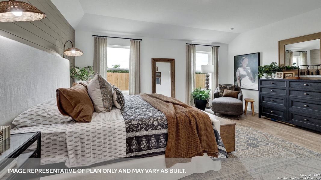 Furnished interior view inside a new home in Sonoma Oaks, Fredericksburg (Image 17).