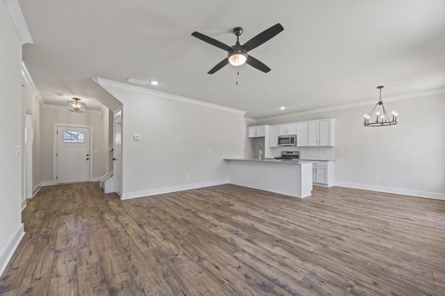 Spacious, unfurnished interior of a new home in , Hartwell (Image 43).