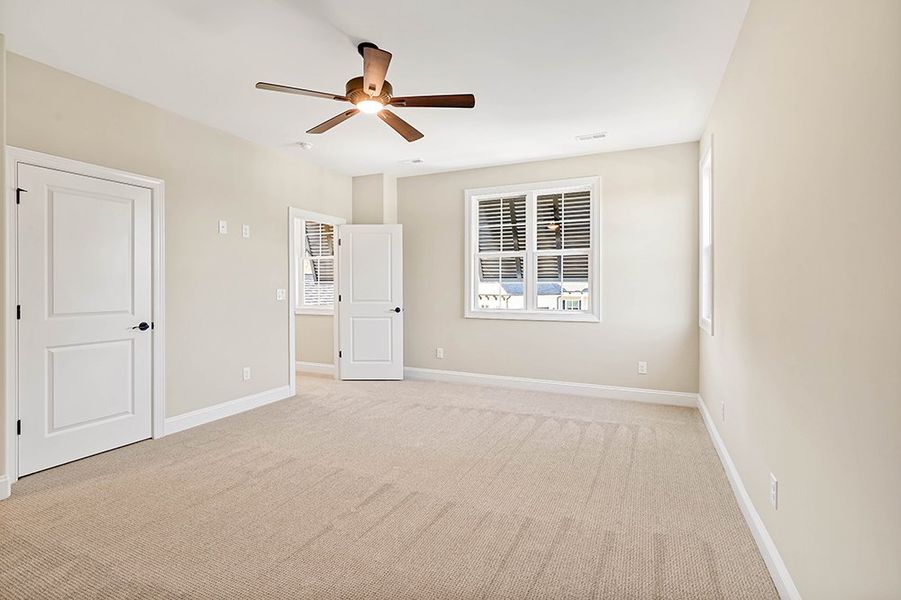 Cruz Bay, Bonus Room