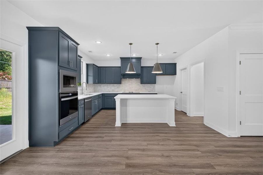 Furnished interior view inside a new home in , Buford (Image 13).