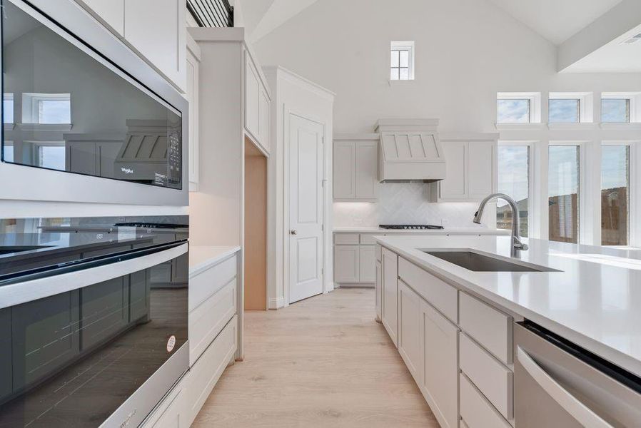 Furnished interior view inside a new home in Park Trails, Forney (Image 10).