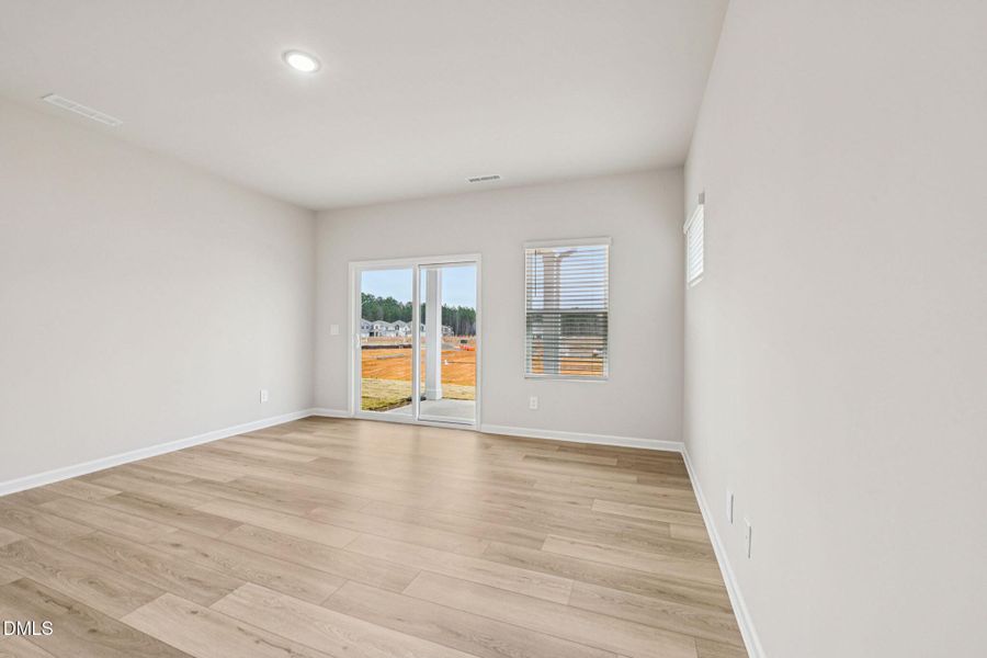 8-web-or-mls-Raleigh - Oak Manor - 928 G