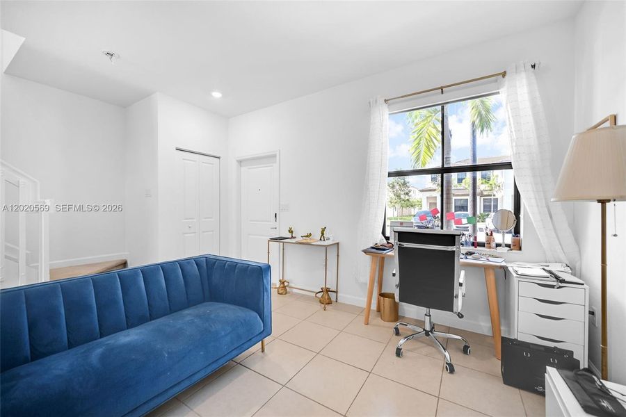 Furnished interior view inside a new home in , Homestead (Image 37).