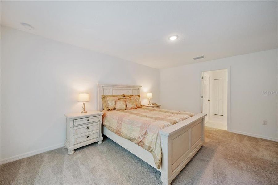 Furnished interior view inside a new home in , Port Charlotte (Image 34).