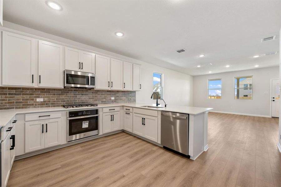 Furnished interior view inside a new home in Patterson Ranch, Georgetown (Image 8).