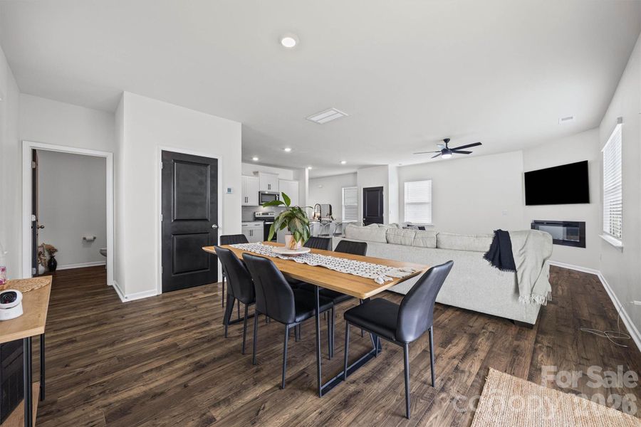 Furnished interior view inside a new home in Fergus Crossing, York (Image 26).