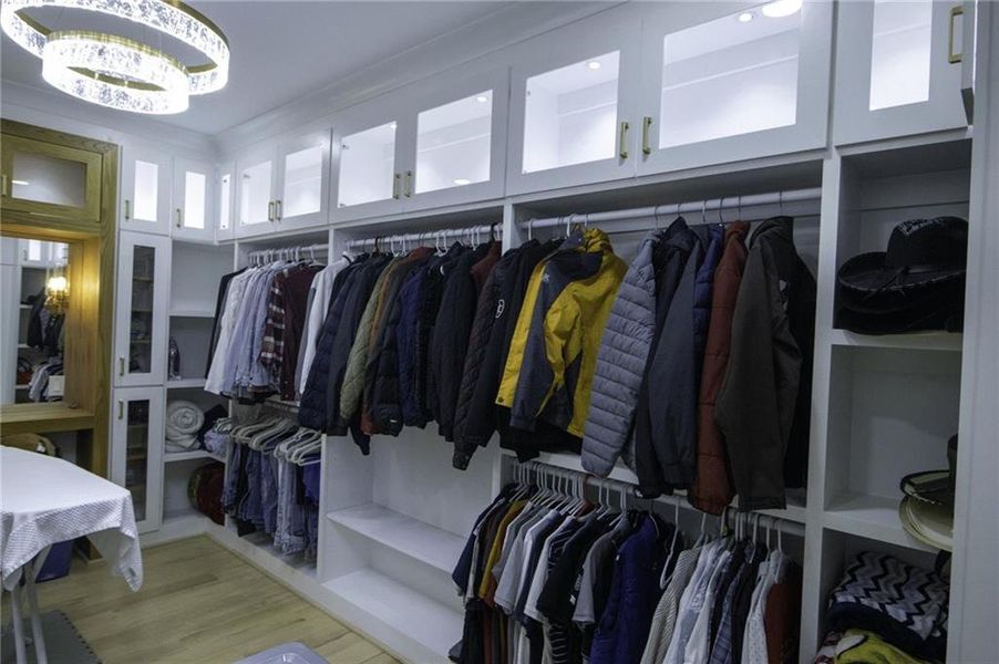 Image 58 of a home in .