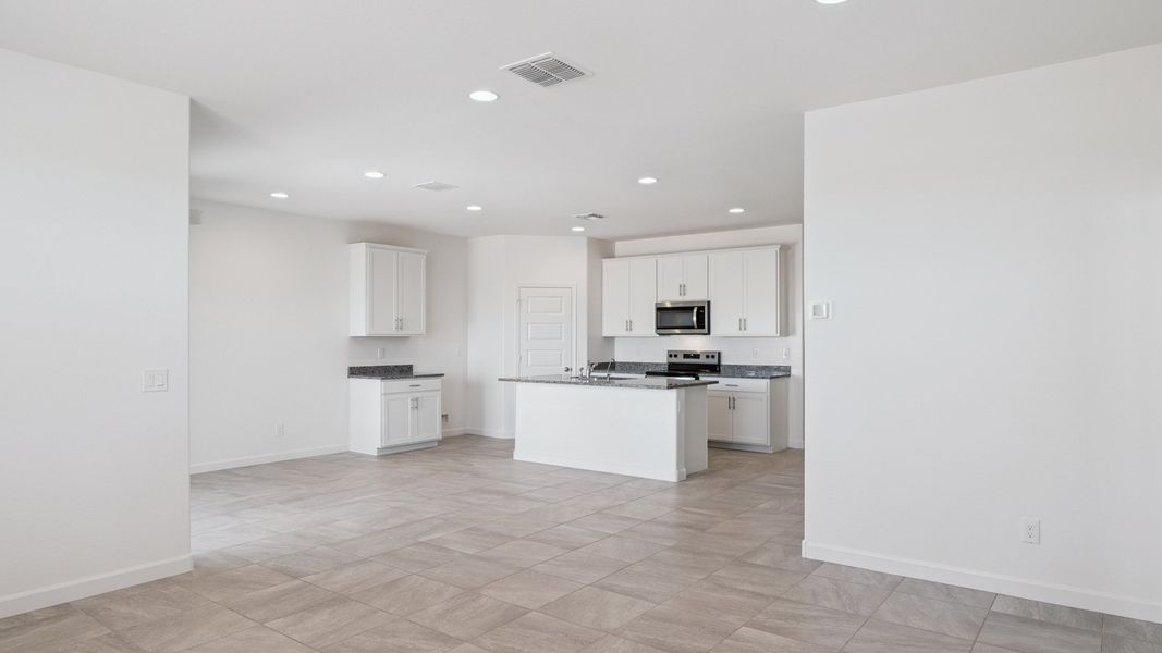 Furnished interior view inside a new home in Carlton Commons, Casa Grande (Image 5).