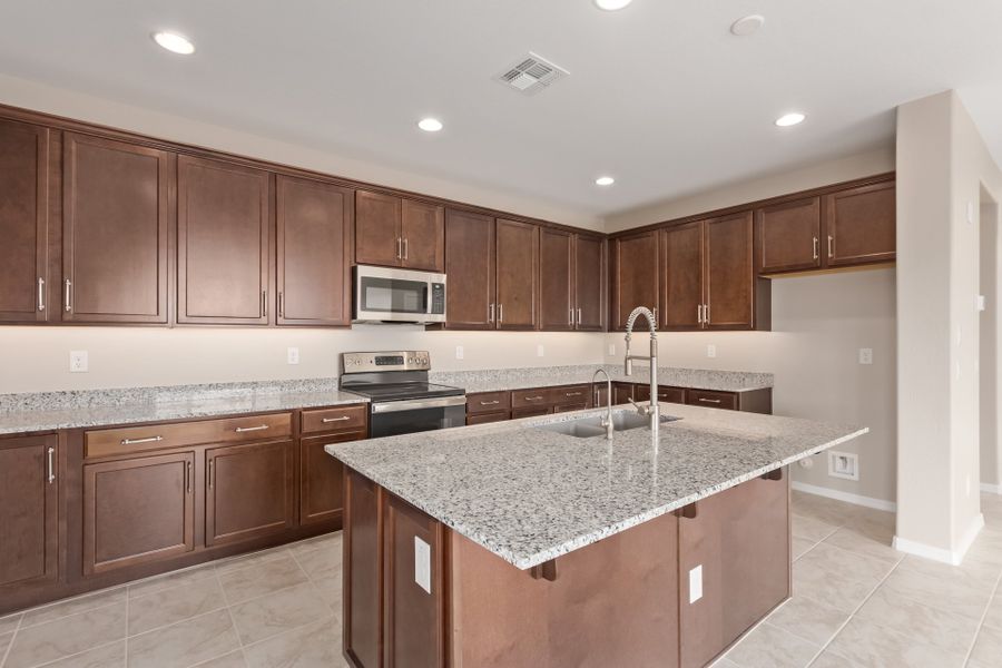 Representative furnished interior of a home built from the Turquoise by Taylor Morrison in Tierra Montana Encore Collection, Laveen (Image 58).