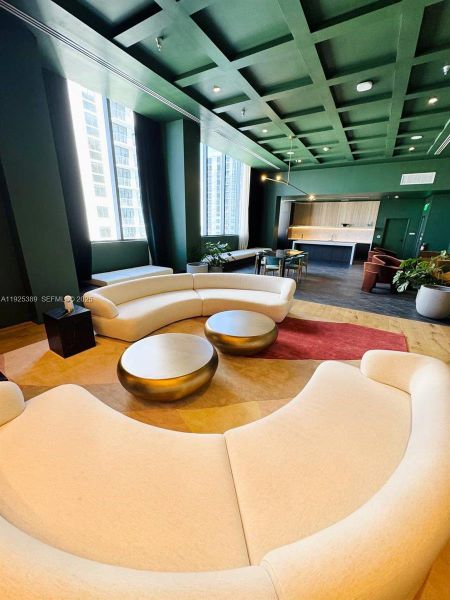 Community amenities in , Miami (Image 16). Community amenities in , Miami (Image 16).