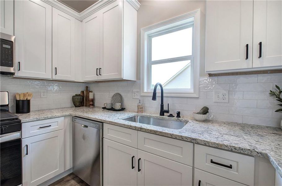 Furnished interior view inside a new home in , Rockmart (Image 4).