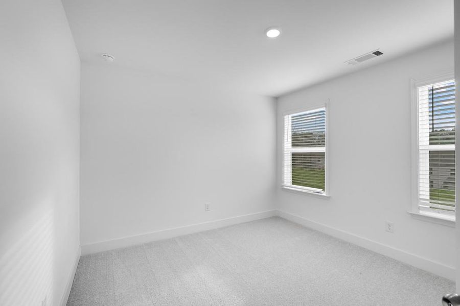 Spacious, unfurnished interior of a new home in Wellington Estates, Madison (Image 24).