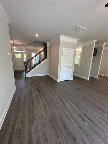 Spacious, unfurnished interior of a new home in Mirror Lake at South Harbour, Villa Rica (Image 13). Spacious, unfurnished interior of a new home in Mirror Lake at South Harbour, Villa Rica (Image 13).