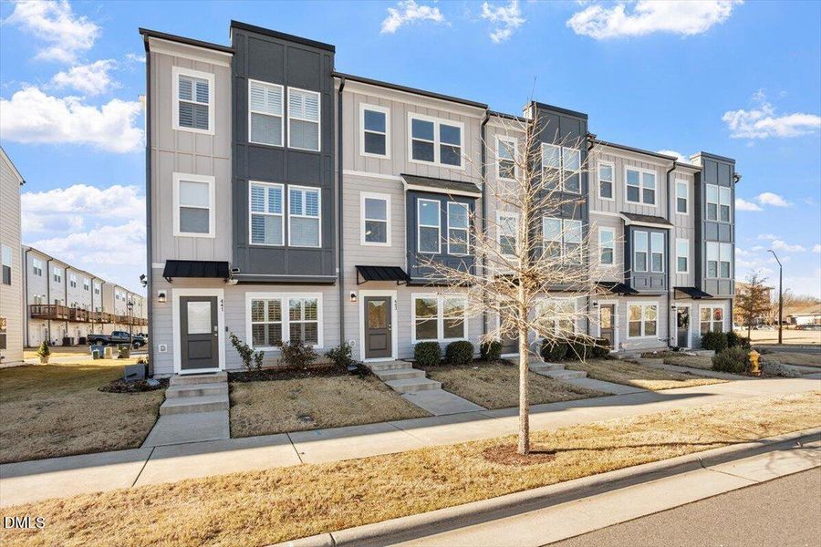 01-443 N Fisher St [2719159]_01