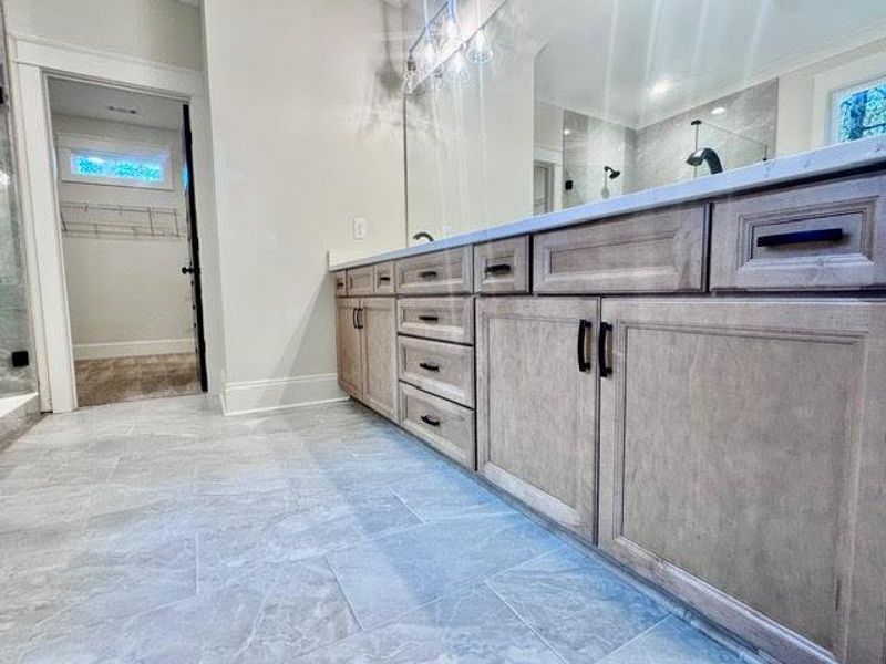 Furnished interior view inside a new home in , Carrollton (Image 4).