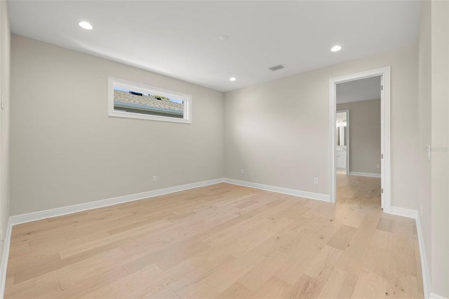 Spacious, unfurnished interior of a new home in , Tampa (Image 20). Spacious, unfurnished interior of a new home in , Tampa (Image 20).