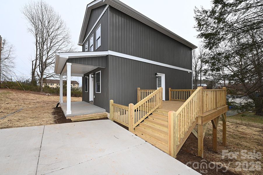 Exterior details and patio area of a home in , Granite Falls (Image 3).