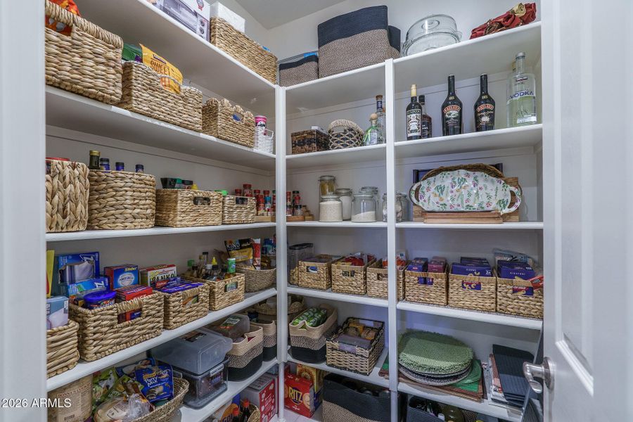 4) PANTRY