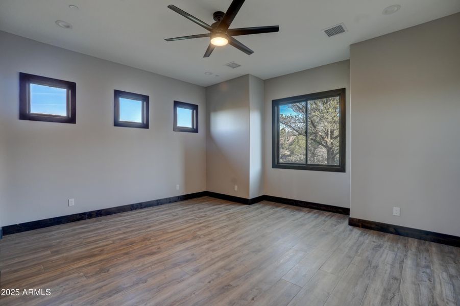 Guest Bedroom 1 Suite
