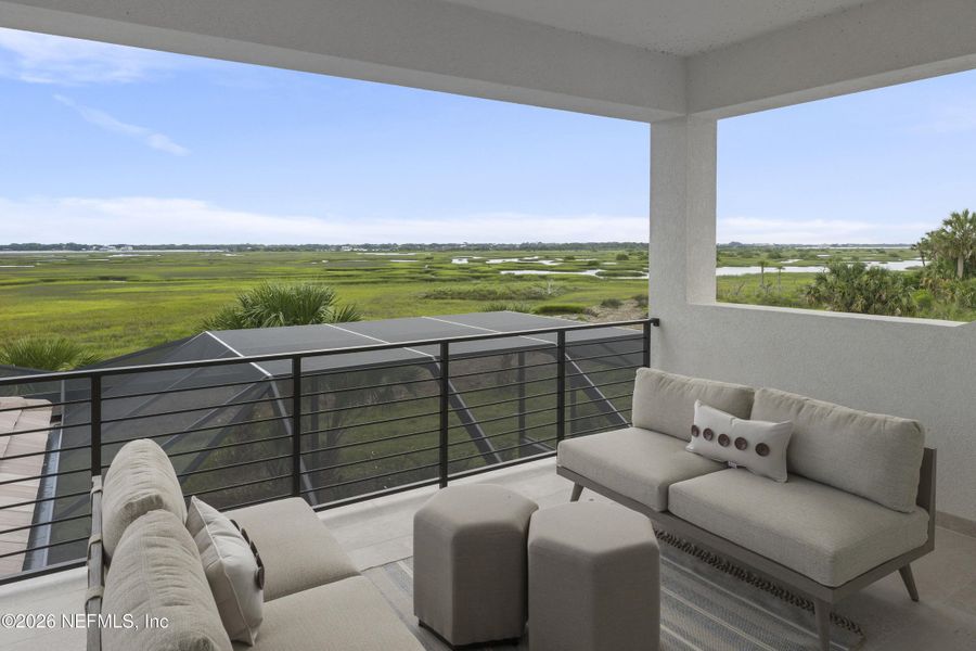 Exterior details and patio area of a home in , Ponte Vedra Beach (Image 26).