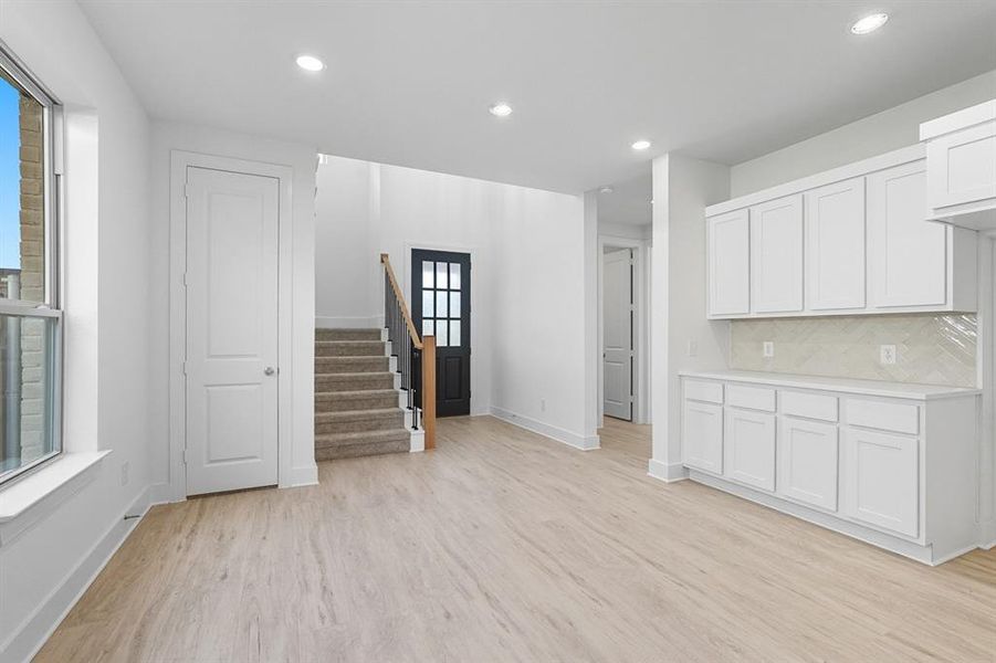 Spacious, unfurnished interior of a new home in Waterscape: 40ft. lots, Royse City (Image 16). Spacious, unfurnished interior of a new home in Waterscape: 40ft. lots, Royse City (Image 16).