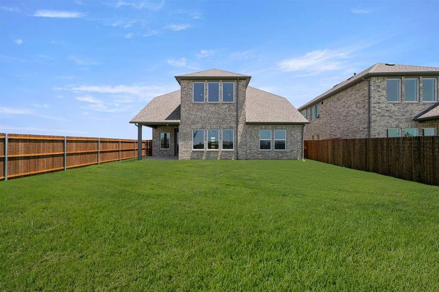 17145 Oxborough- Back-2