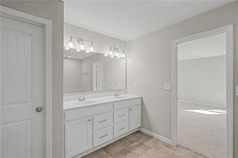 Furnished interior view inside a new home in Crossvine Estates, Braselton (Image 9).