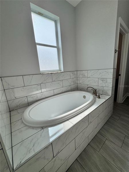 Close-up of interior finishes inside a home in , Dade City (Image 19).