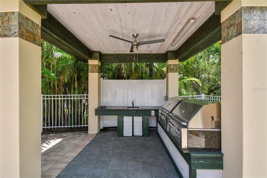 Exterior details and patio area of a home in , Lakewood Ranch (Image 25).